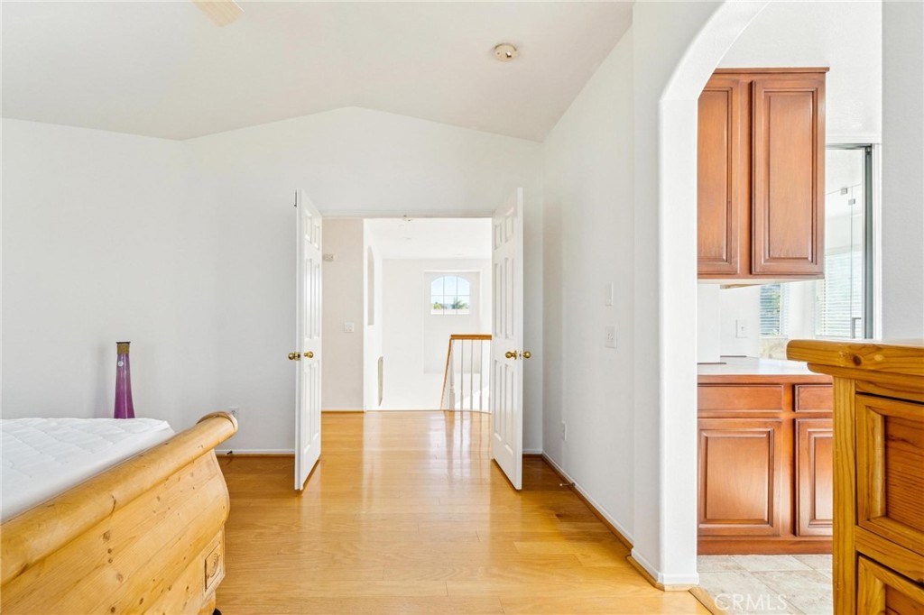 22939 Raintree Lane Saugus, CA 91390 - Photo 19 of 44