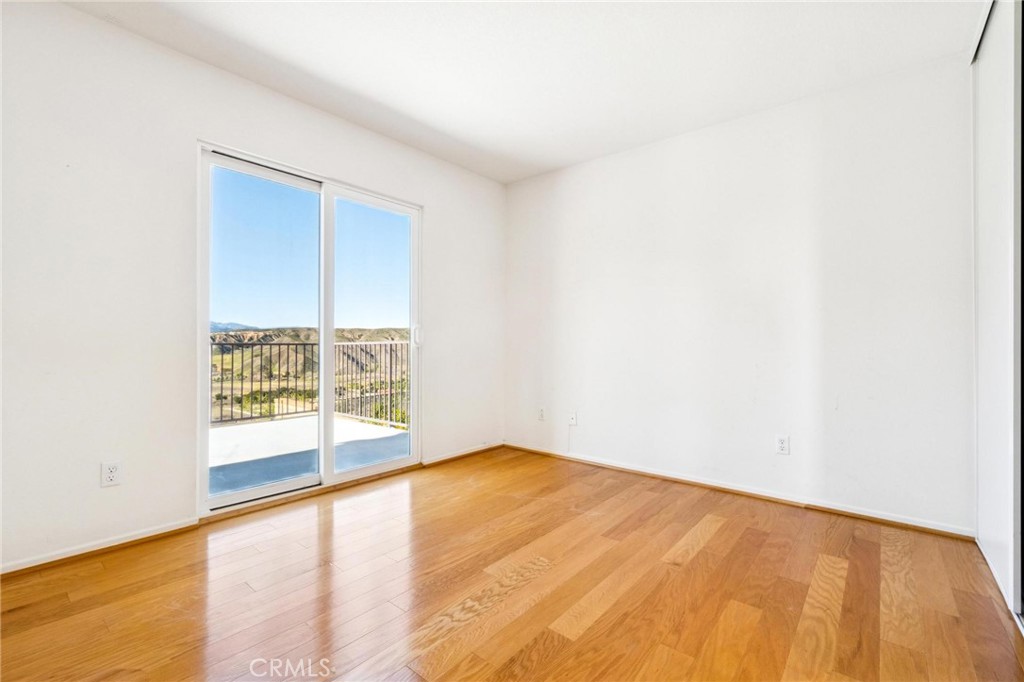 22939 Raintree Lane Saugus, CA 91390 - Photo 26 of 44