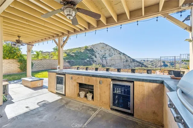 $899,900 | 22939 Raintree Lane, Saugus, CA 91390