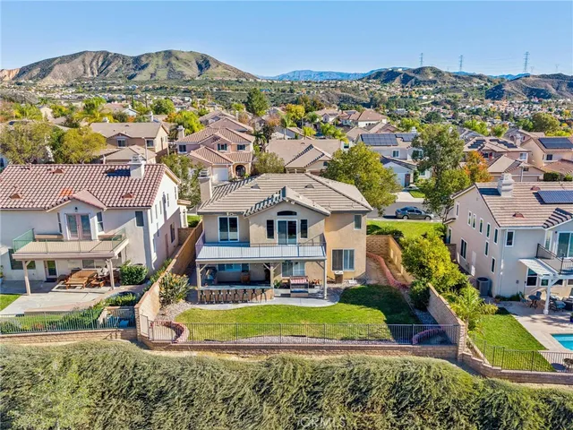 $899,900 | 22939 Raintree Lane, Saugus, CA 91390