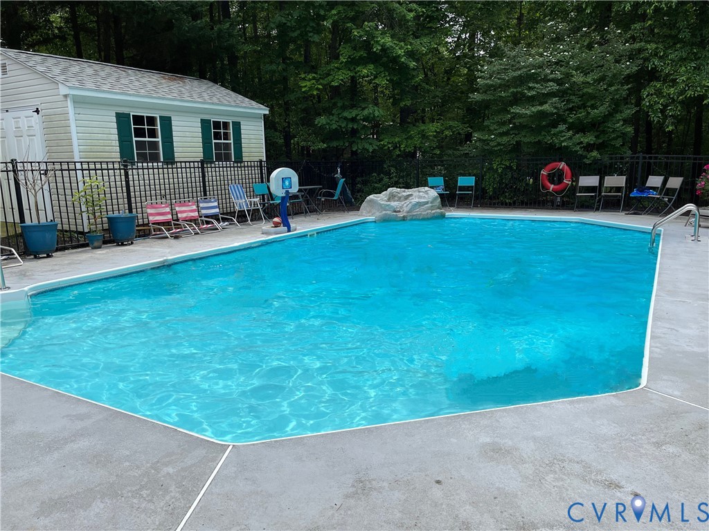 5900 Country Walk Road Midlothian, VA 23112 - Photo 40 of 45 Heated pool!