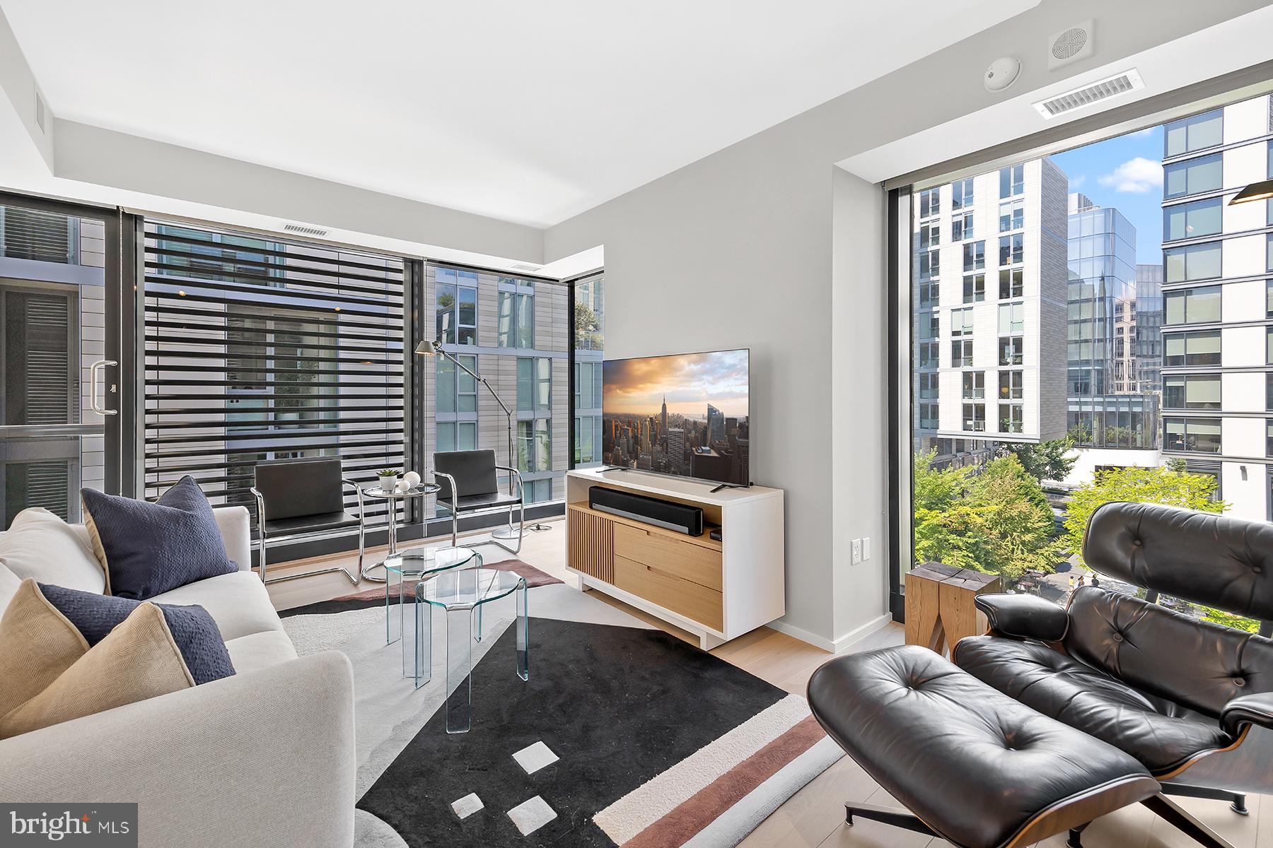 925 H Street Northwest, Unit 501 Washington, DC 20001 - Photo 25 of 32 Spectacular Views