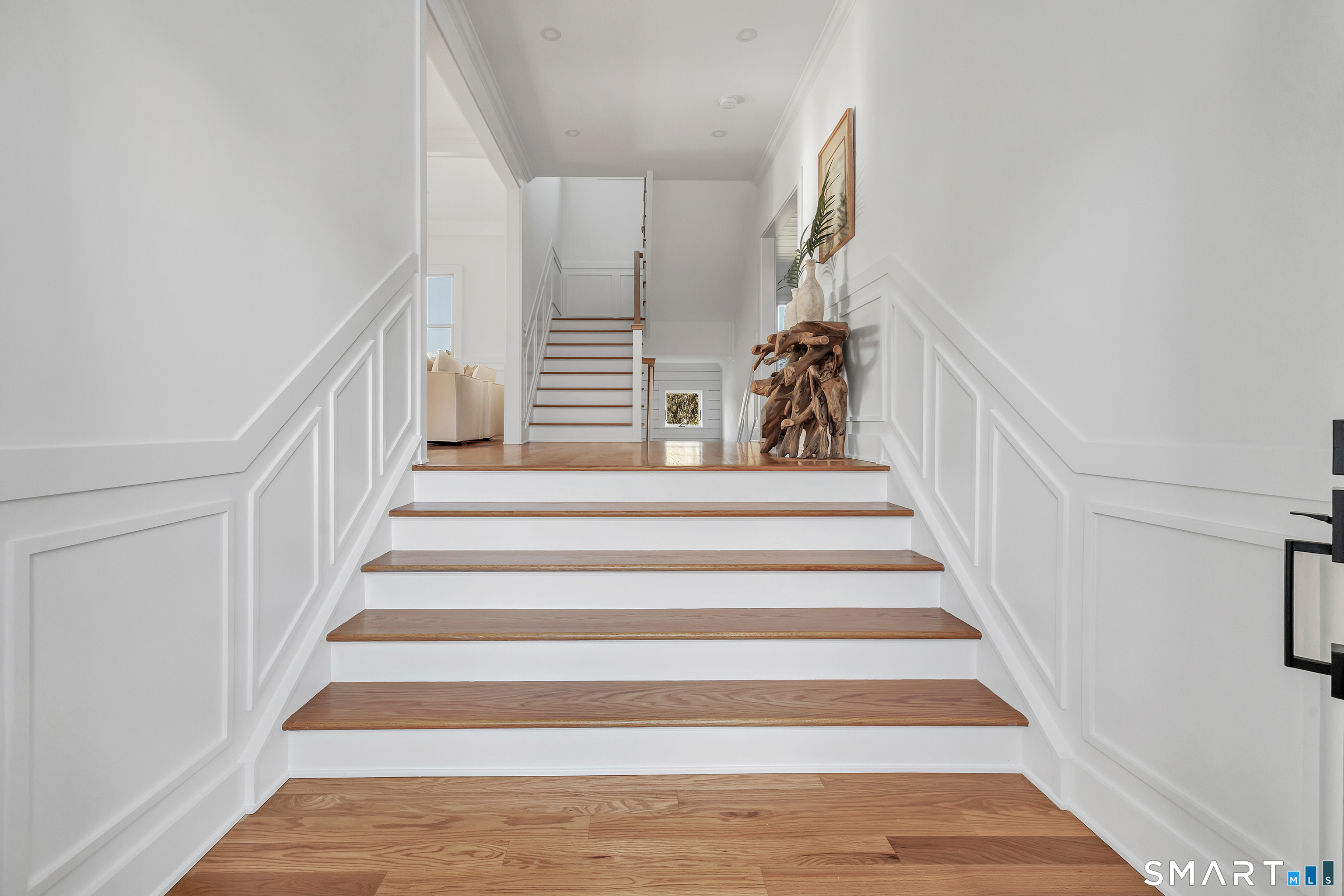 212 Milford Point Road Milford, CT 06460 - Photo 7 of 40 a view of entryway