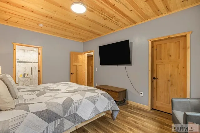 $1,200,000 | 3541 Browning Road, Island Park, ID 83429