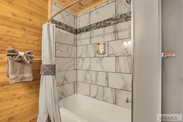 $1,200,000 | 3541 Browning Road, Island Park, ID 83429