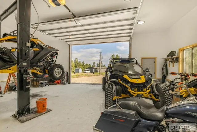 $1,200,000 | 3541 Browning Road, Island Park, ID 83429