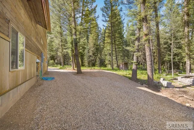 $1,200,000 | 3541 Browning Road, Island Park, ID 83429