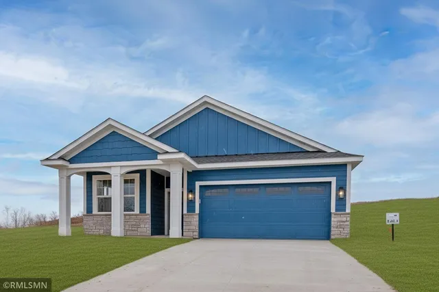 $487,900 | 6701 Ridgewood Drive, Cannon Falls, MN 55009