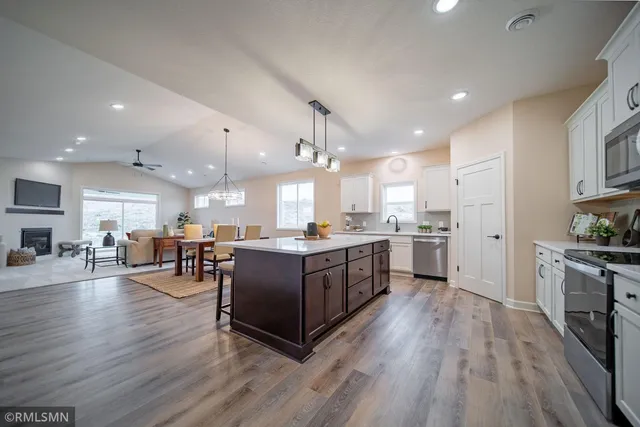 $487,900 | 6701 Ridgewood Drive, Cannon Falls, MN 55009