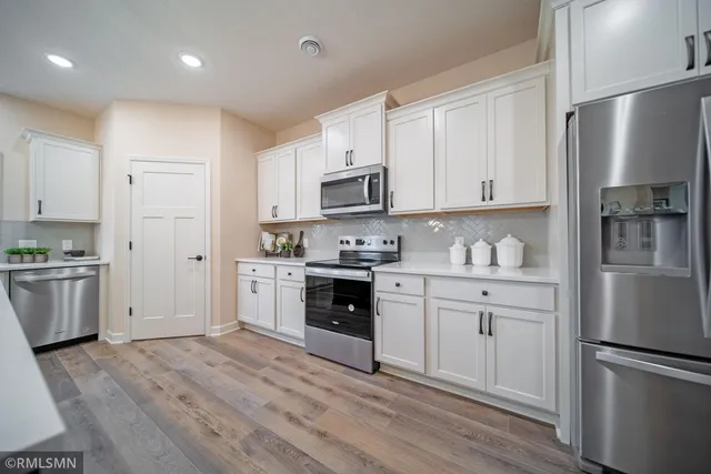 $487,900 | 6701 Ridgewood Drive, Cannon Falls, MN 55009