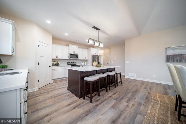 $487,900 | 6701 Ridgewood Drive, Cannon Falls, MN 55009