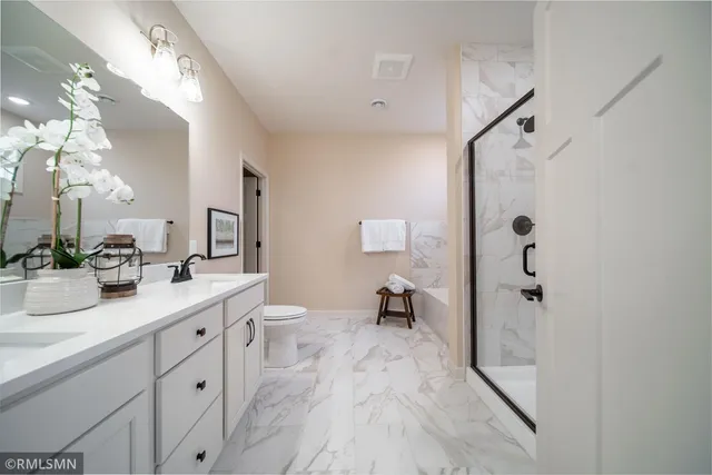 $487,900 | 6701 Ridgewood Drive, Cannon Falls, MN 55009