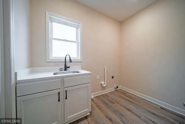 $487,900 | 6701 Ridgewood Drive, Cannon Falls, MN 55009