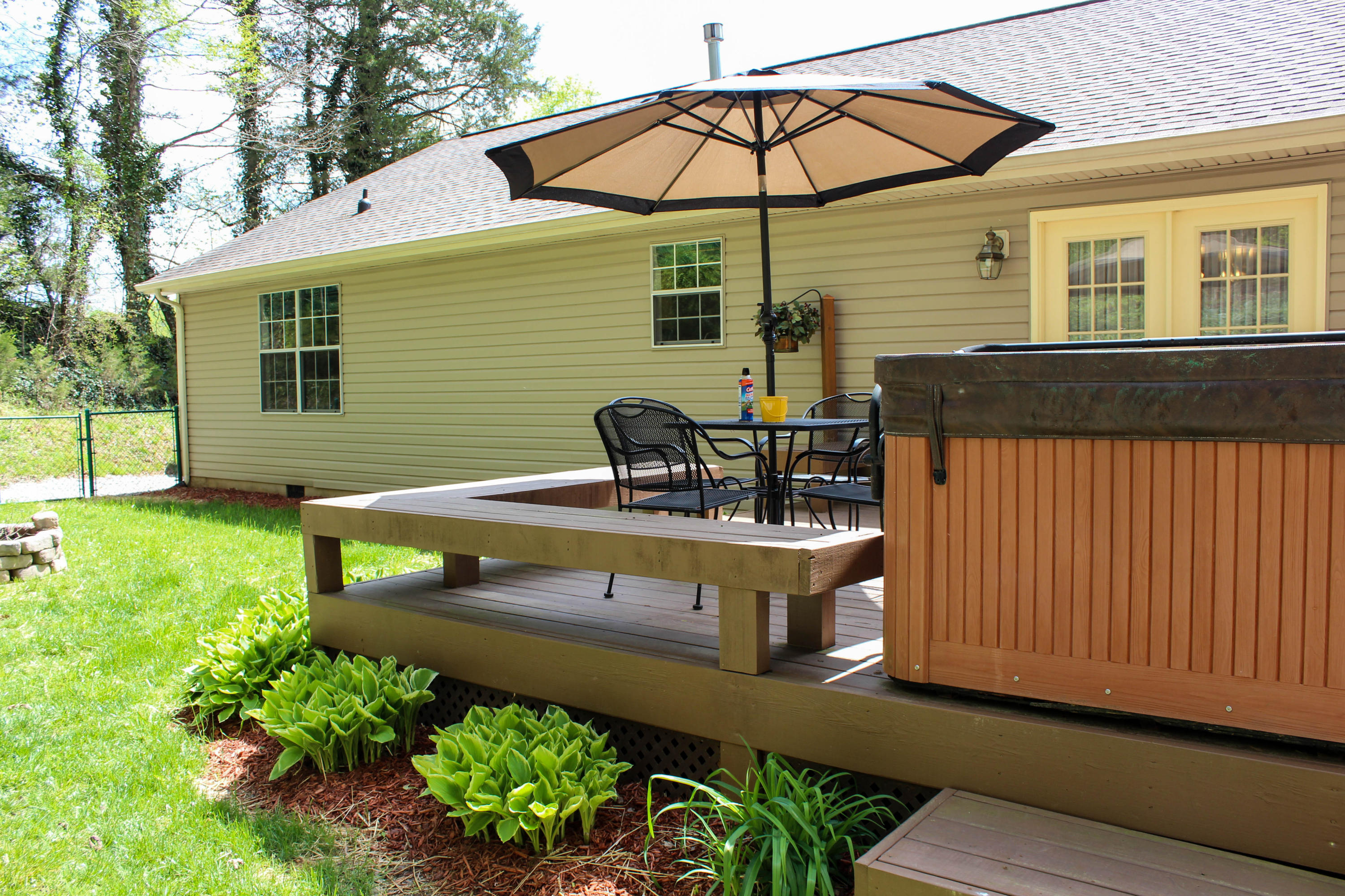 6019 Browntown Road Chattanooga, TN 37415 - Photo 27 of 32 Backyard