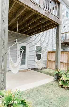 $3,000 | 806 Blanche Avenue, Unit 2, Carolina Beach, NC 28428