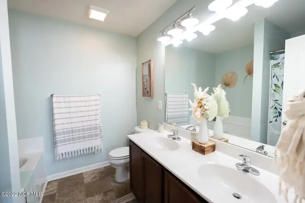 $3,000 | 806 Blanche Avenue, Unit 2, Carolina Beach, NC 28428