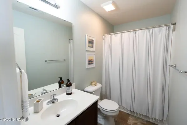 $3,000 | 806 Blanche Avenue, Unit 2, Carolina Beach, NC 28428