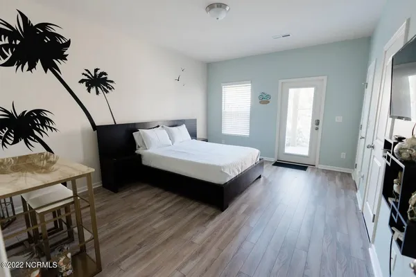 $3,000 | 806 Blanche Avenue, Unit 2, Carolina Beach, NC 28428
