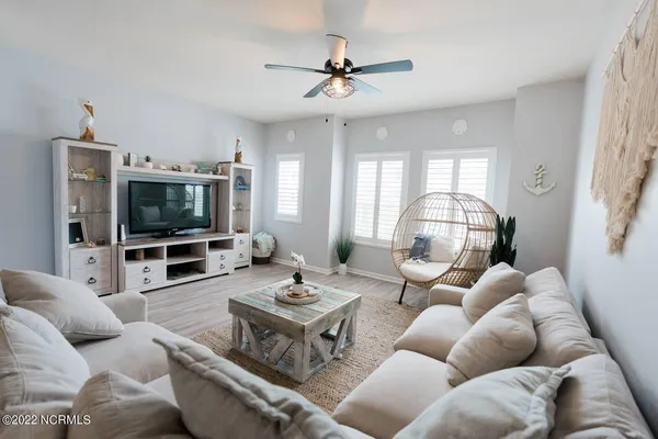 $3,000 | 806 Blanche Avenue, Unit 2, Carolina Beach, NC 28428