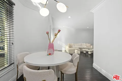 $639,000 | 11646 Chenault Street, Unit 2, Los Angeles, CA 90049