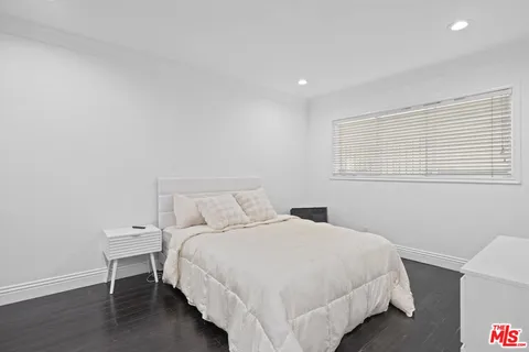 $639,000 | 11646 Chenault Street, Unit 2, Los Angeles, CA 90049