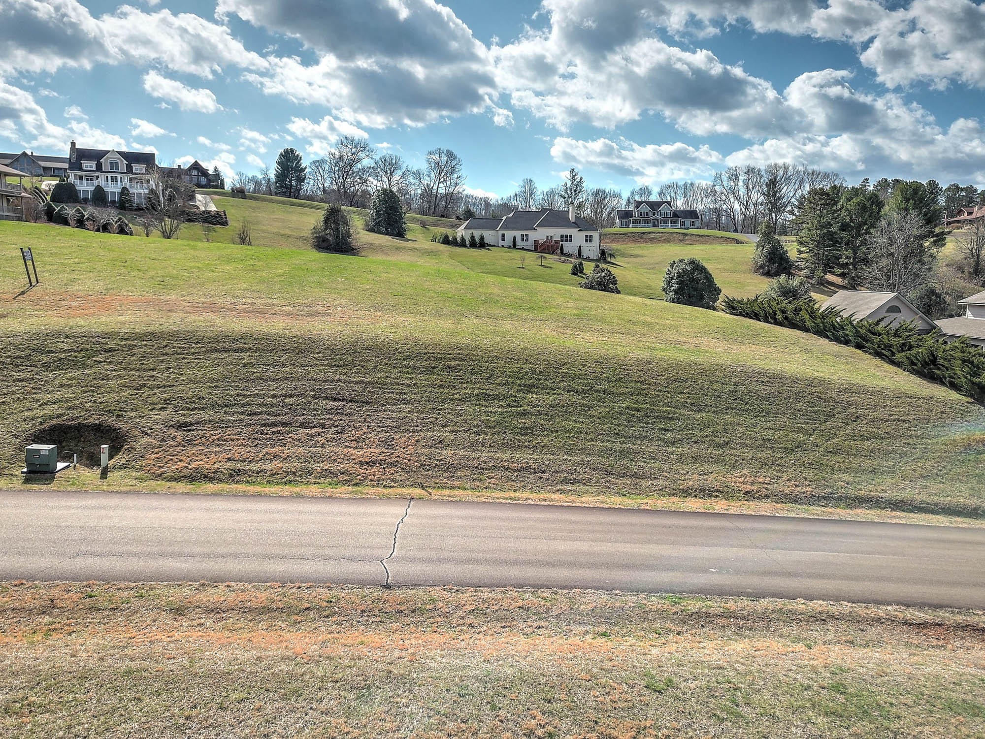 104 Harbor Point Road Butler, TN 37640 - Photo 12 of 12 Gallery Image 12