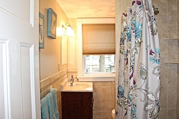 87 Bartlett Road Winthrop, MA 02152 - Photo 23 of 27 Gallery Image 23