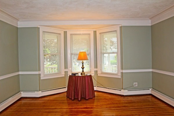 87 Bartlett Road Winthrop, MA 02152 - Photo 8 of 27 Gallery Image 8