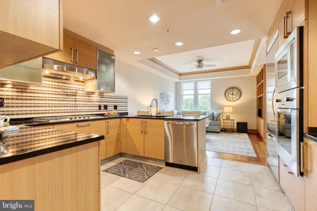 $999,000 | 801 Key Highway, Unit 316, Baltimore, MD 21230