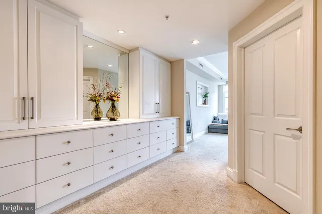 $999,000 | 801 Key Highway, Unit 316, Baltimore, MD 21230