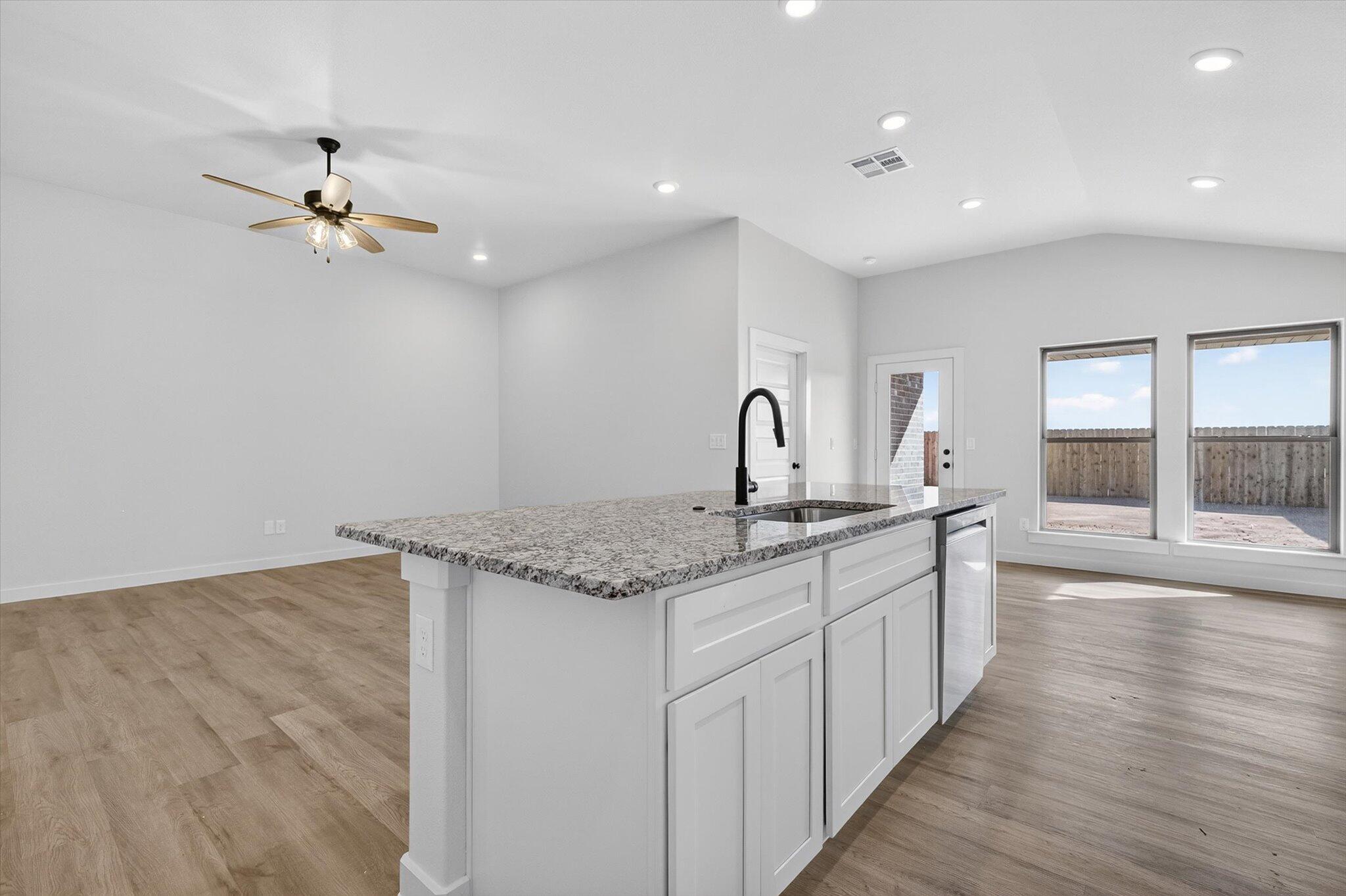 6315 Virginia Avenue Lubbock, TX 79407 - Photo 11 of 23 20-6315 Virginia 1897