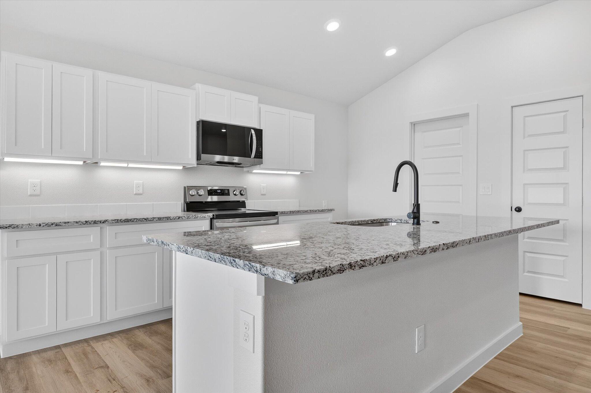 6315 Virginia Avenue Lubbock, TX 79407 - Photo 7 of 23 13-6315 Virginia 1907