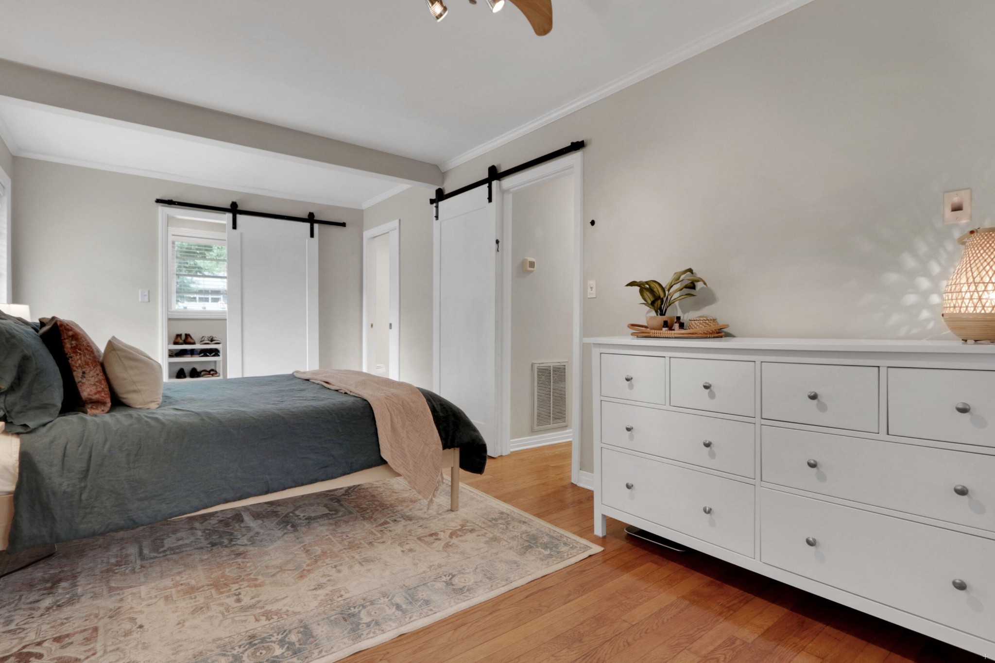 712 Forest View Road Knoxville, TN 37919 - Photo 13 of 23 Gallery Image 13