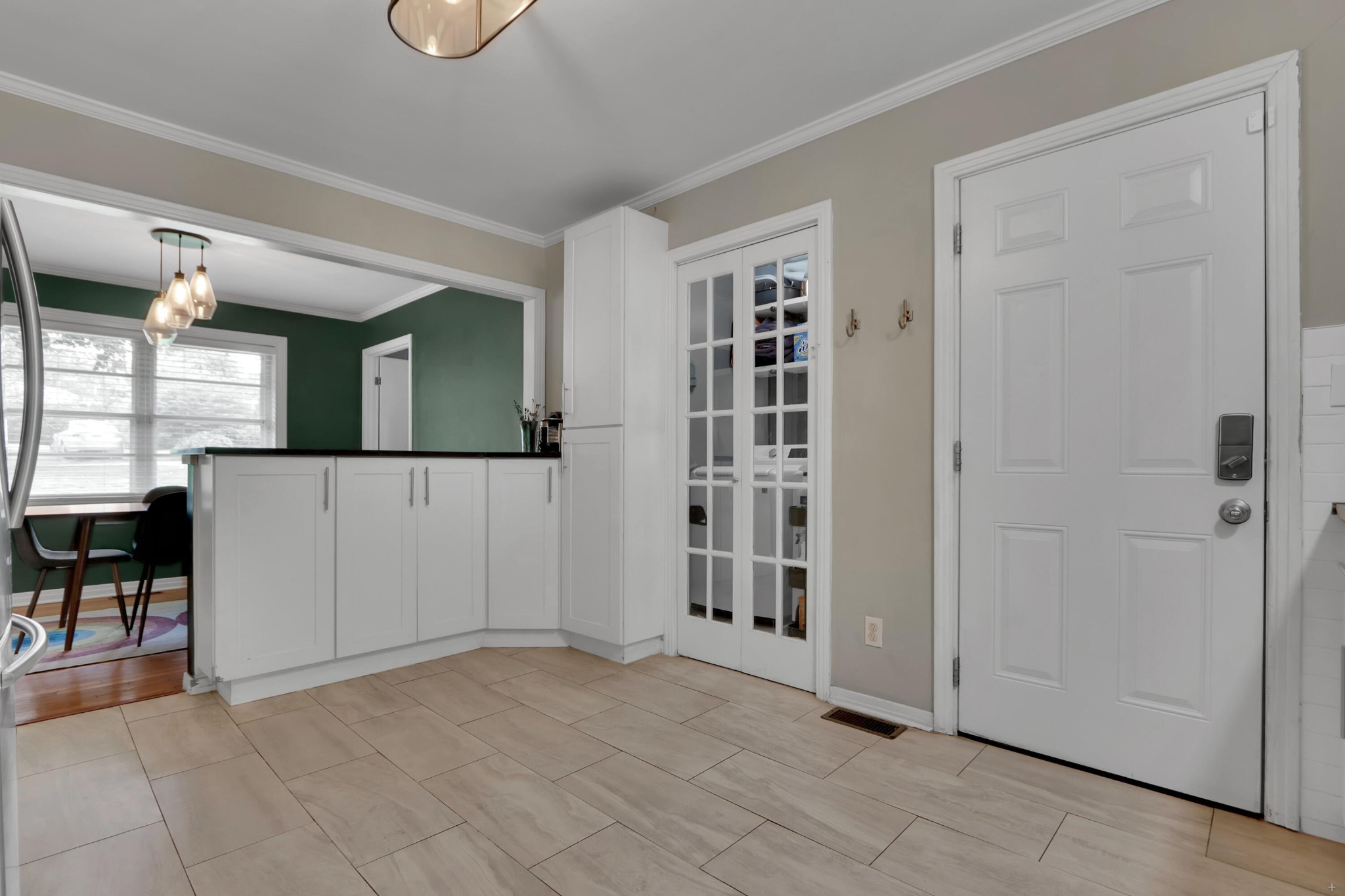 712 Forest View Road Knoxville, TN 37919 - Photo 3 of 23 Gallery Image 3
