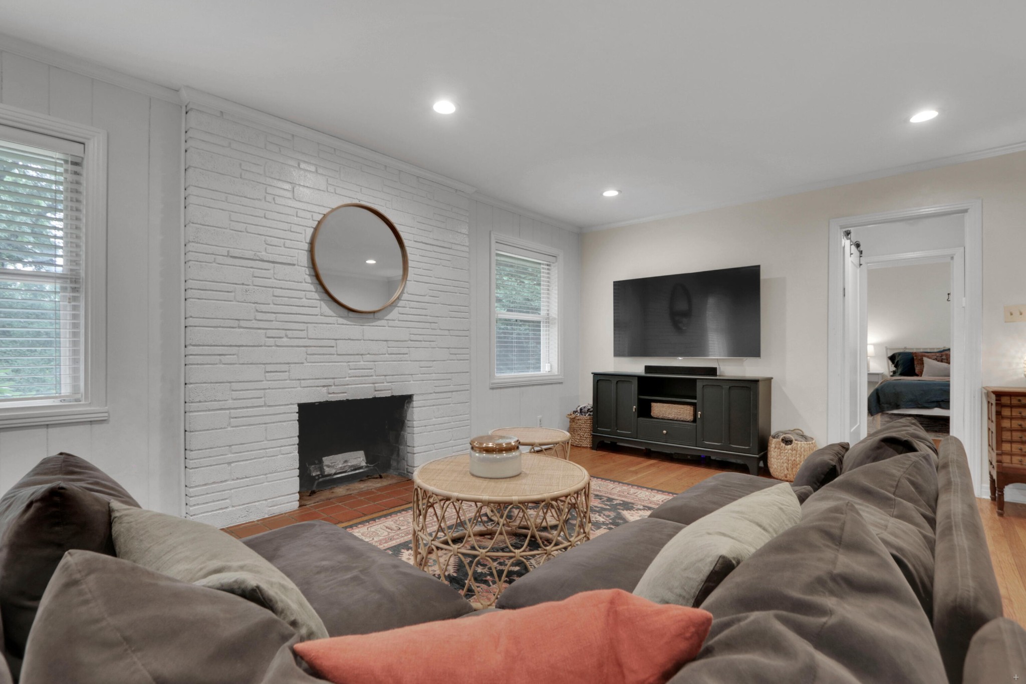 712 Forest View Road Knoxville, TN 37919 - Photo 9 of 23 Gallery Image 9