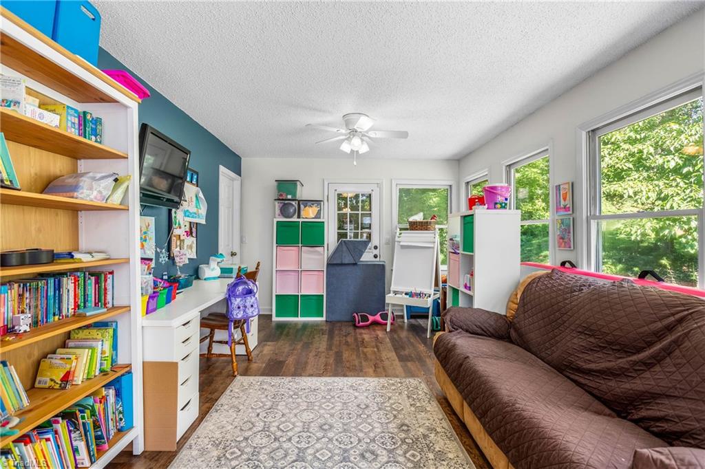 1140 Marshall Smith Road King, NC 27021 - Photo 18 of 50 Sunroom