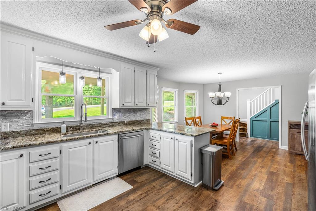 1140 Marshall Smith Road King, NC 27021 - Photo 10 of 50