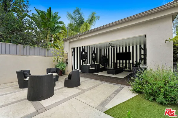 $13,500 | 841 North Crescent Heights Boulevard, Los Angeles, CA 90046