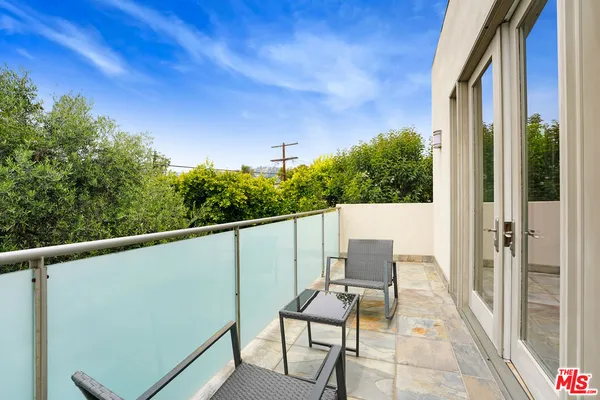 $13,500 | 841 North Crescent Heights Boulevard, Los Angeles, CA 90046