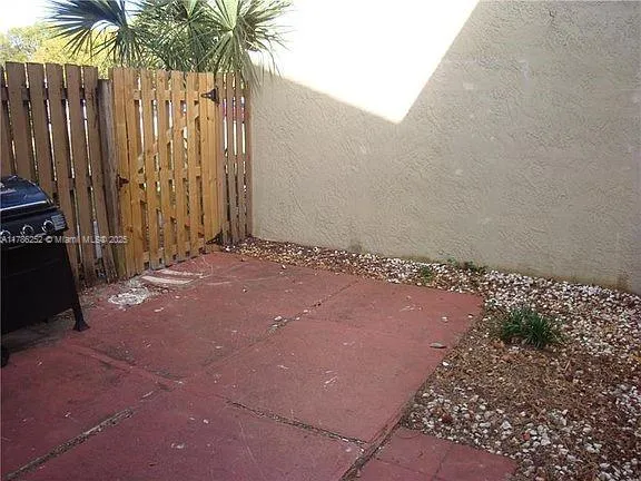 $175,000 | 15 Crossings Circle, Unit A, Boynton Beach, FL 33435