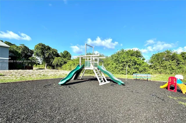 $175,000 | 15 Crossings Circle, Unit A, Boynton Beach, FL 33435