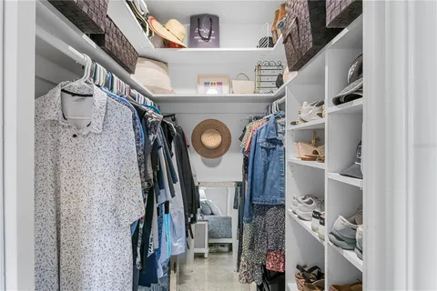 a view of walk in closet