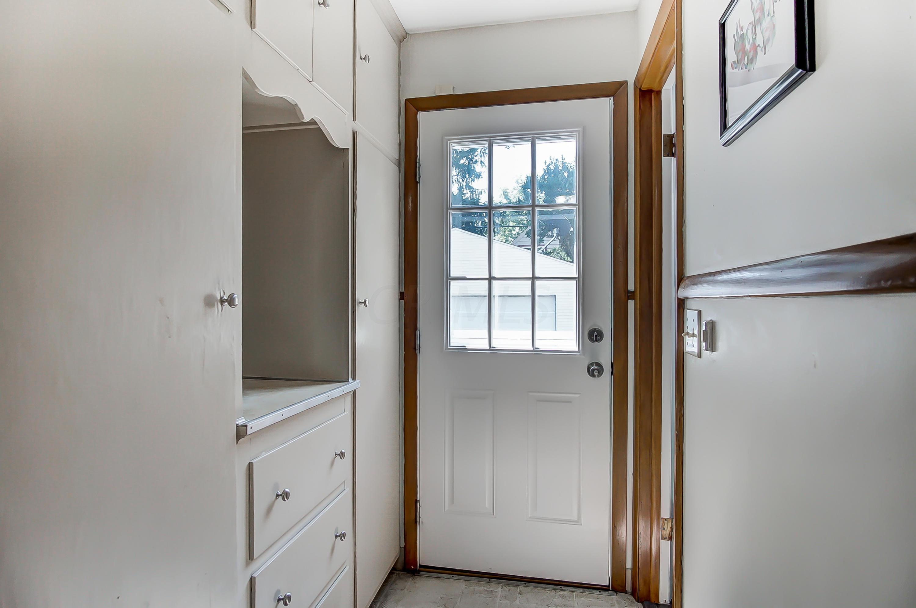 559 Arden Road Columbus, OH 43214 - Photo 16 of 32 Gallery Image 16