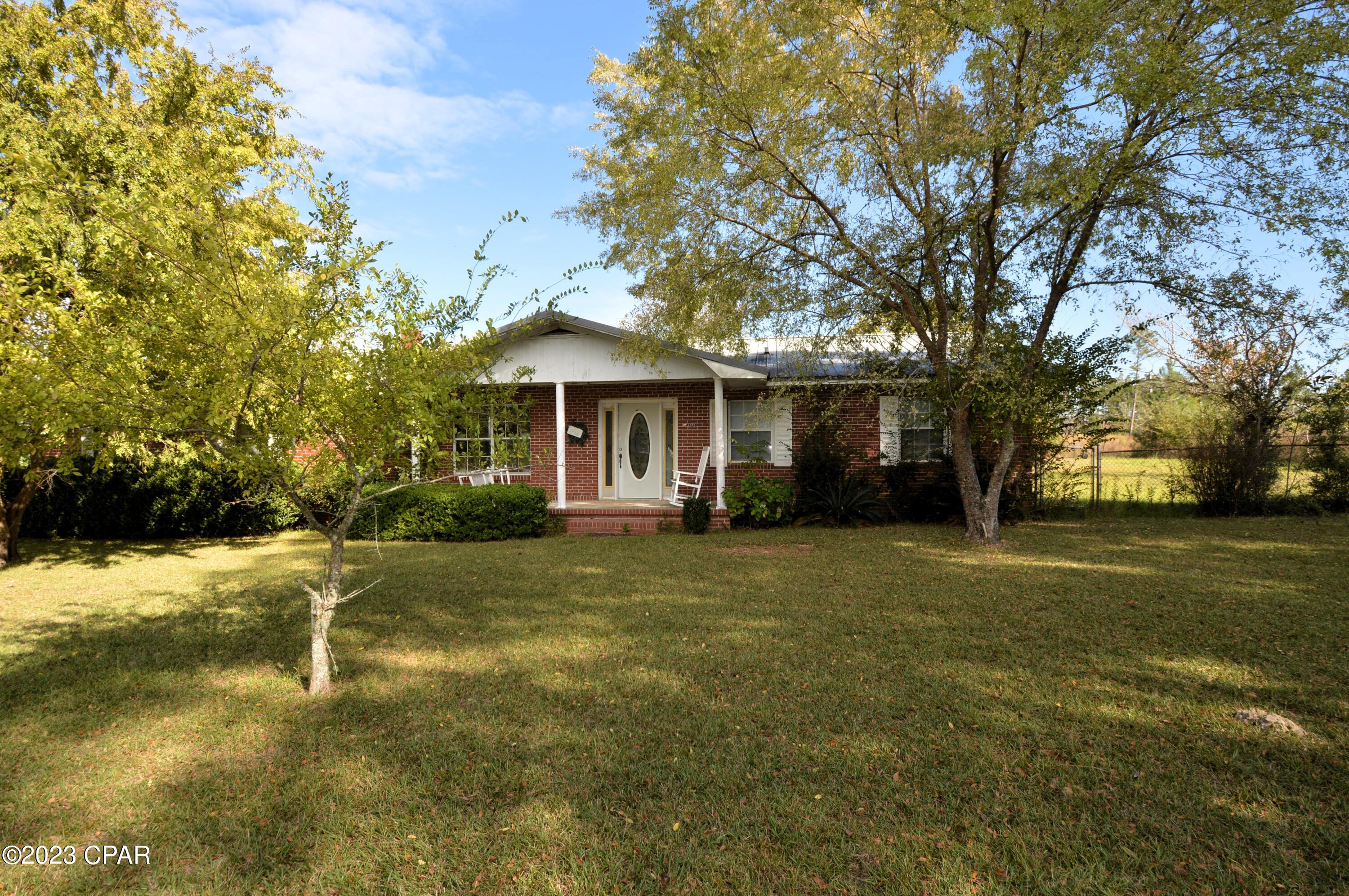 1678 Archie Sapp Road Alford, FL 32420 - Photo 14 of 19