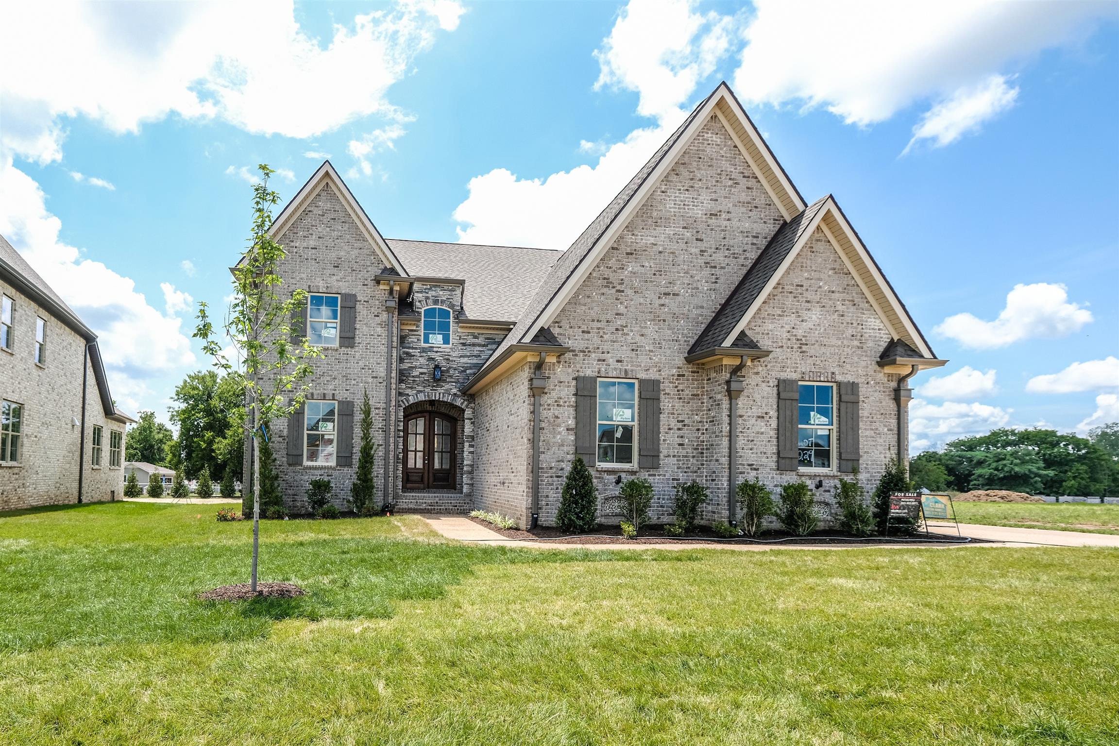 2039 Autumn Ridge Way Spring Hill, TN 37174 - Photo 1 of 30 Stunning home by Clark Custom Homes. Open concept. 10' and vaulted ceilings down. Rustic beams, shiplap, wainscoating details.