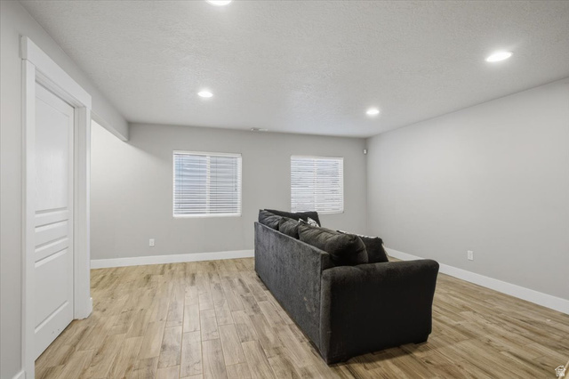3531 Cranefield Road Clinton, UT 84015 - Photo 22 of 31 Gallery Image 22