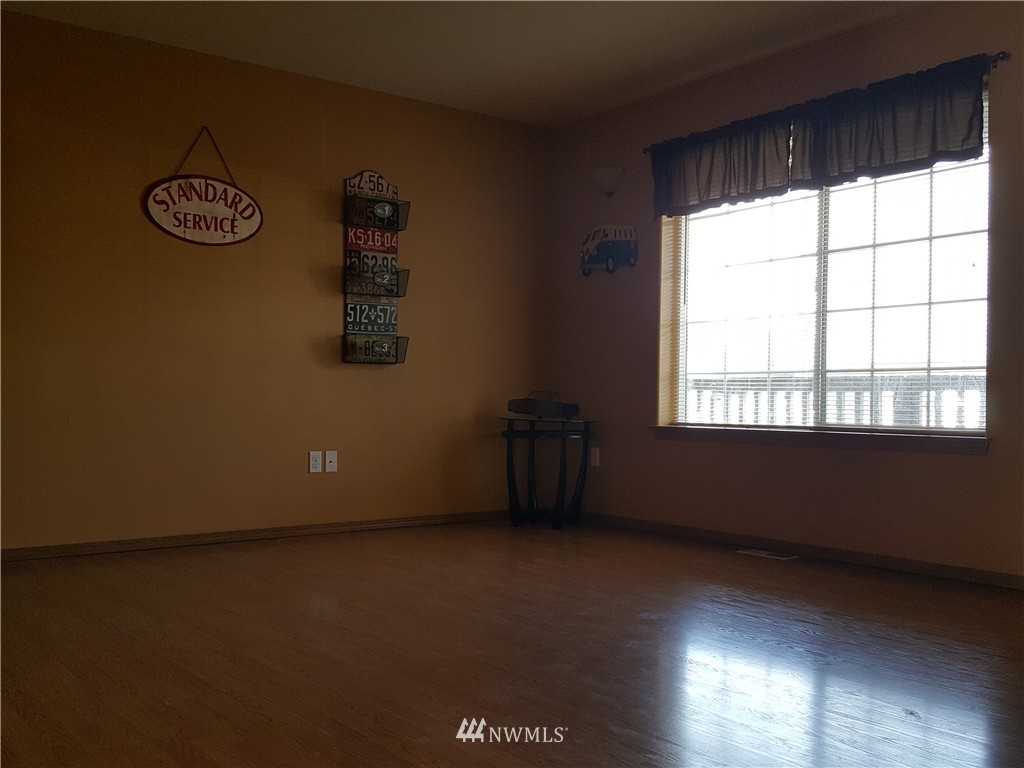 17945 Danby Drive Southwest Rochester, WA 98579 - Photo 4 of 23 Gallery Image 4