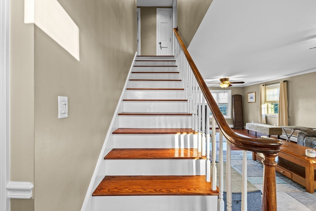 5 Staffon Road Fairhaven, MA 02719 - Photo 16 of 41 a view of entryway