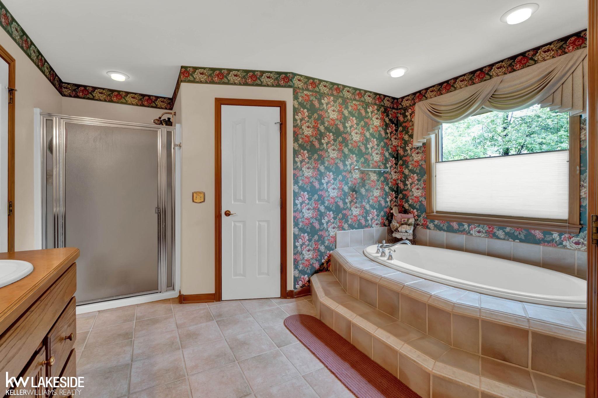 2088 South State Road Davison, MI 48423 - Photo 23 of 52 50086411-25.JPG