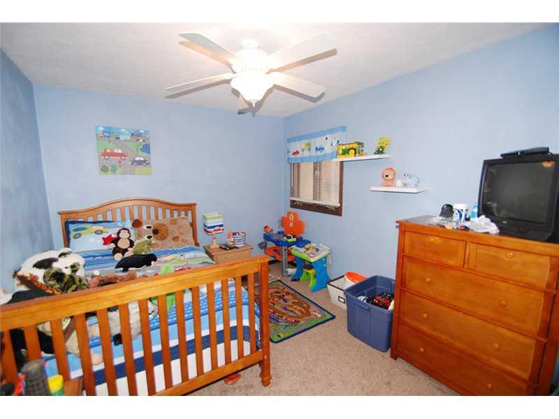 242 West Street Pendleton, IN 46064 - Photo 13 of 18 Gallery Image 13